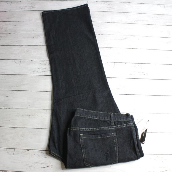 Fashion Bug Vintage Women's Blue Jeans Plus Size 22W Bootcut Right Fit - Picture 1 of 4